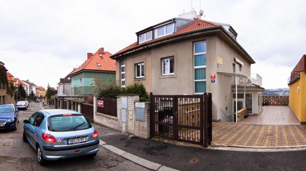 Pension Nika Prague Exterior photo