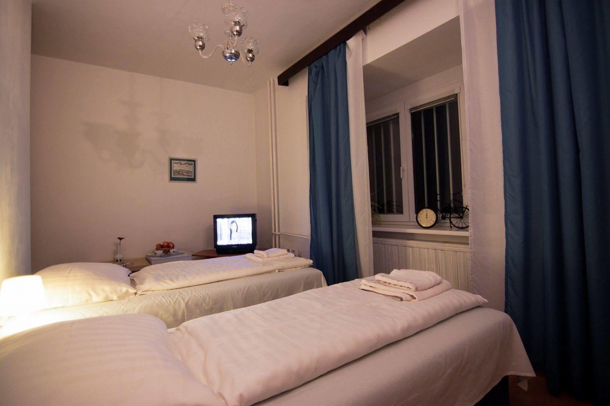 Pension Nika Prague Exterior photo